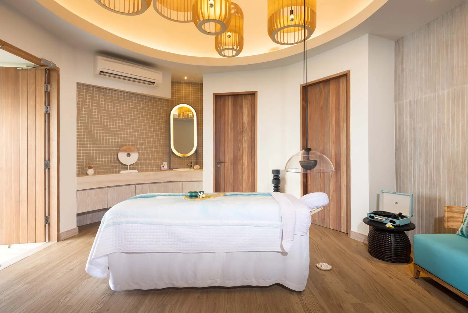 Hard_Rock_Hotel_Maldives_Rock_Spa_Single_Treatment_Room